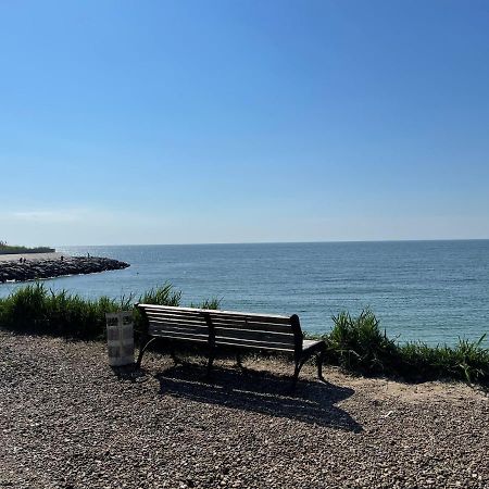 フォンタンカУютная Квартира С Видом На Море Riviera Cityアパートメント エクステリア 写真